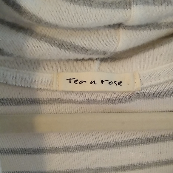 Cardigan - Picture 2 of 4